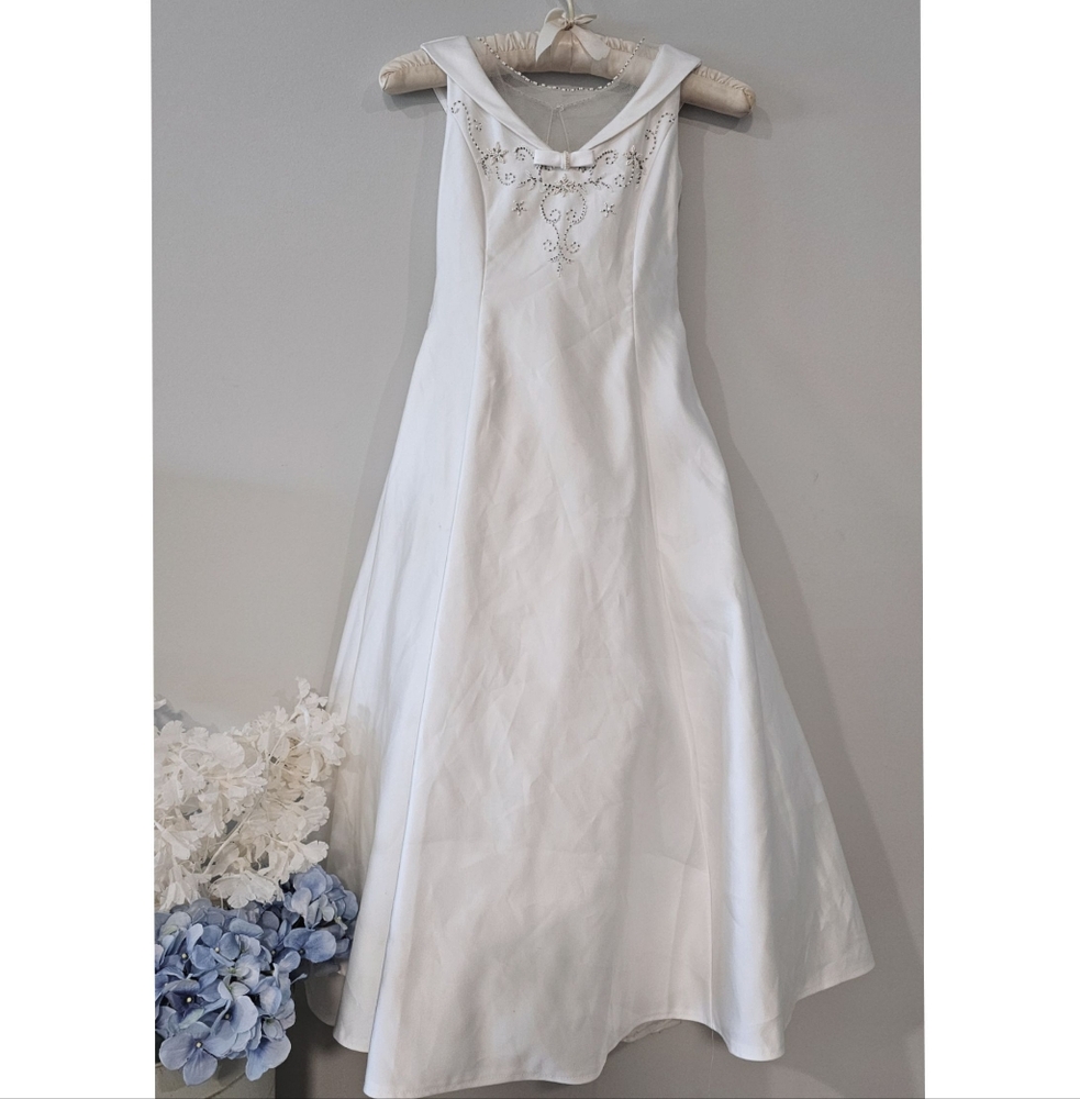 Bonny Girls White Beaded V-neck Sleeveless Special Occasion Formal Long Dress